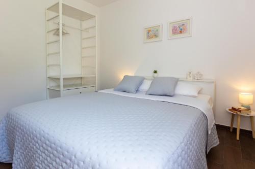 SunSpot Apartment - beautiful view with big garden, free parking, central