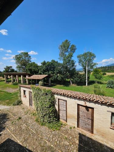CannaraにあるLa Casa dei Tigliの蔦の側面