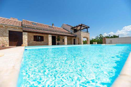 Πισίνα στο ή κοντά στο Casa di Nikola