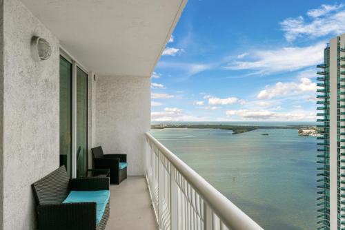 Awesome Penthouse Apt Brickell W/Pool – Photos 2
