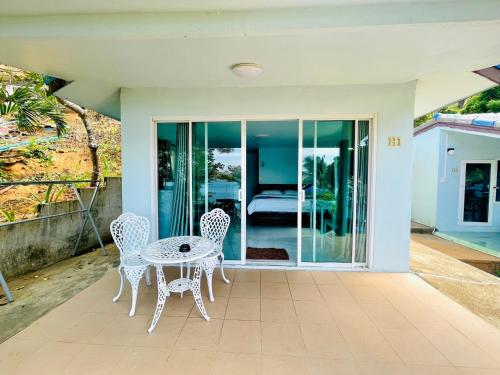 Gallery image of Naiharn On The Rock Resort Phuket in Nai Harn Beach