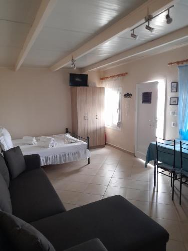 Postel nebo postele na pokoji v ubytování Navy House