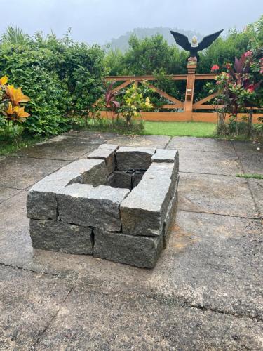 Taman di luar Casa nas Montanhas em Domingos Martins