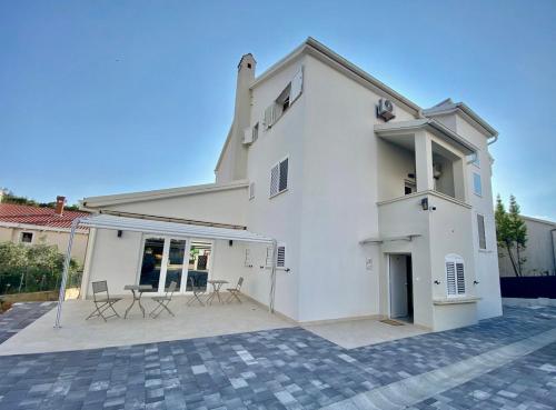 Gallery image of Apartments & Rooms Petra in Zadar