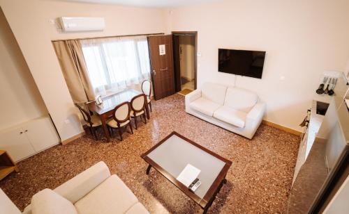 Luxury Apartment in Plaka - Acropolis (Luisa)