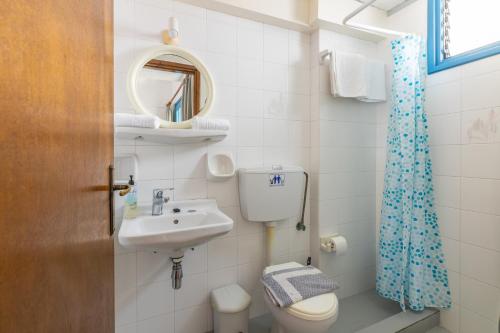 Ένα μπάνιο στο Joanna Apartments 