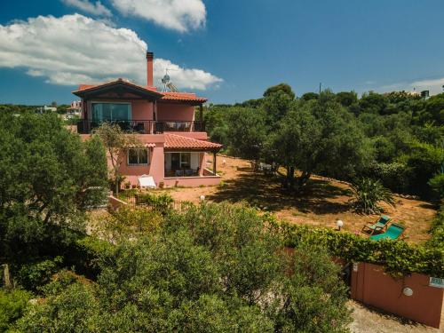 Villa Silva, Garden & Sea View, 3 BR, -10 min drive from center