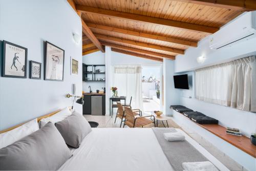 DAPHNE lovely loft in the heart of Rethymno