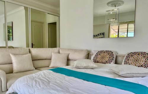 Appartement en rez de jardin dans villa à Nice