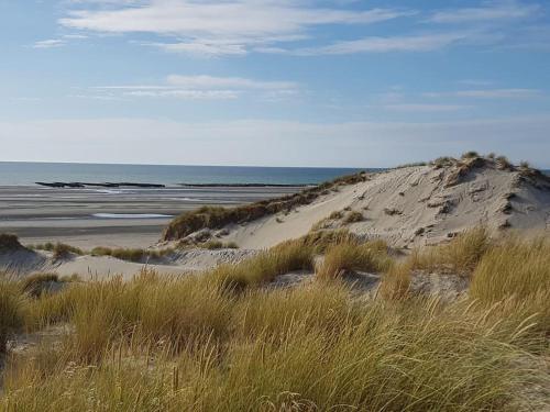 FORT MAHON superbe appartement face mer