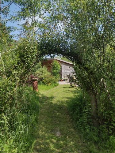 Κήπος έξω από το The Cabins Conwy