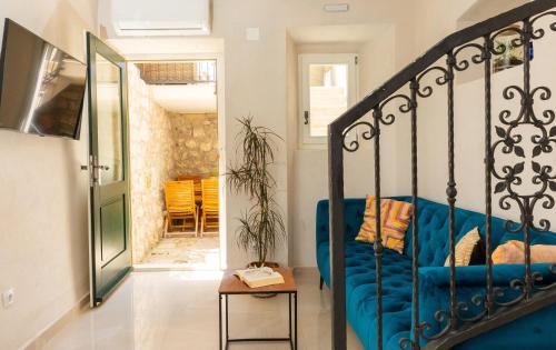 Cozy stone house with lovely view in Cavtat centre