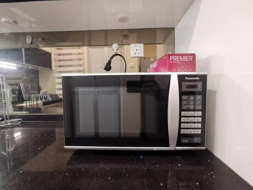 Enarahomes Shah Alamにあるキッチンまたは簡易キッチン