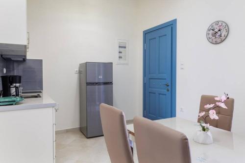 Η κουζίνα ή μικρή κουζίνα στο Naxian Place 3