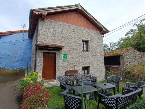 Apartamentos MinusKa con jardin y a tan solo 10 min andando a Llanes