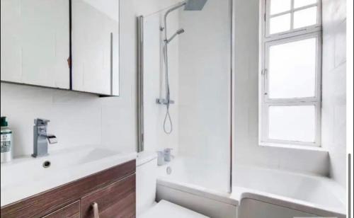 Kupatilo u objektu Oxford Street London apartment