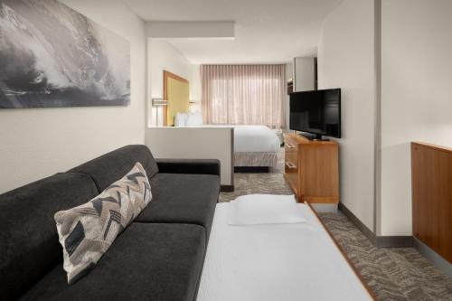 Area tempat duduk di SpringHill Suites Pasadena Arcadia