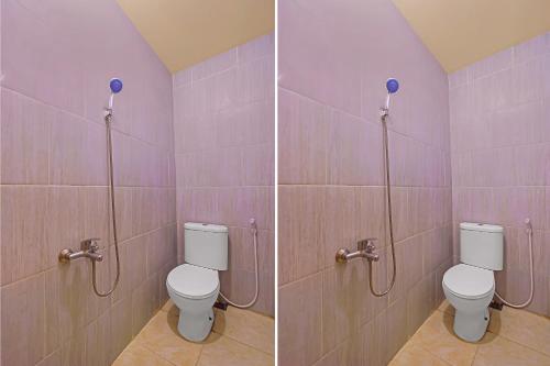 zwei Bilder eines Badezimmers mit zwei WCs in einem Zimmer in der Unterkunft Super OYO 92687 Alnindo Makaliwe in Jakarta