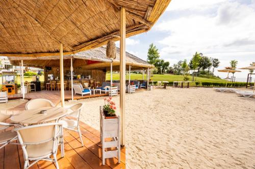 Restaurace v ubytování Royal Bay Resort & Aqua Park - All Inclusive and Free beach accsess