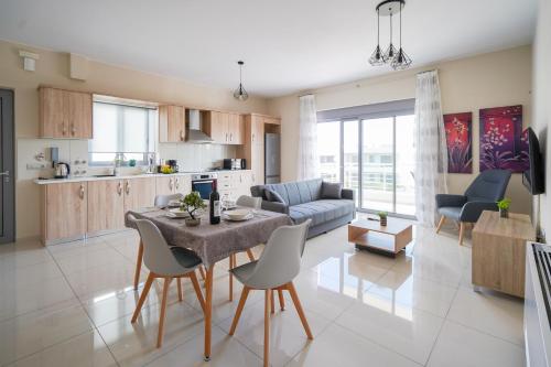 The Twins Apartment 1