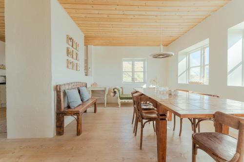 Gallery image of Breathtaking View - 4-BR Home - Scenic Village in Stykkið