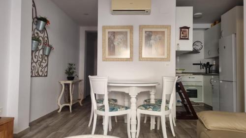 Kuchyňa alebo kuchynka v ubytovaní Apto Superconfortable en Fuengirola