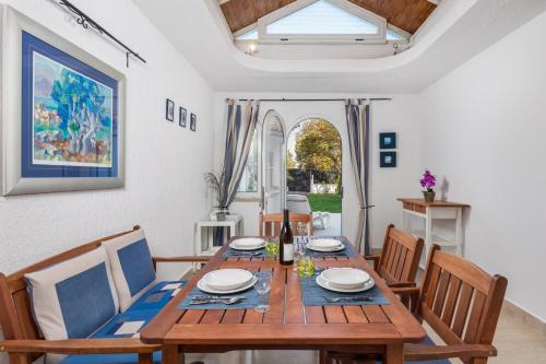 Rona apartment Janja