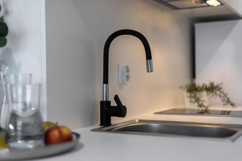 Kuchyň nebo kuchyňský kout v ubytování Apartamenty Jaworska 4 Wrocław