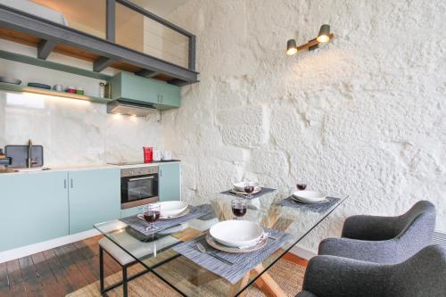 Cativo Mezzanine Loft