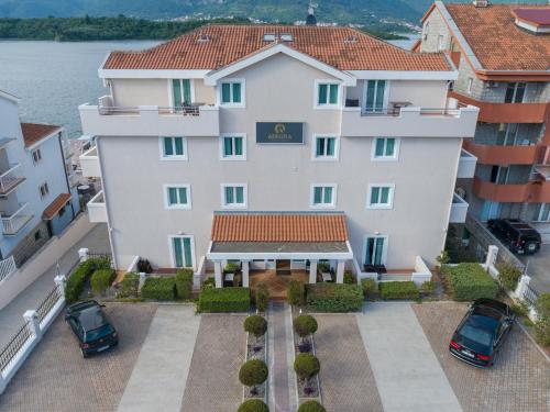 Fotografie z fotogalerie ubytování Apartments Adeona v destinaci Tivat