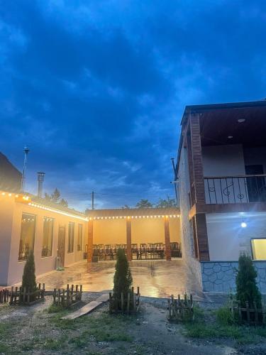 Best House Dsegh