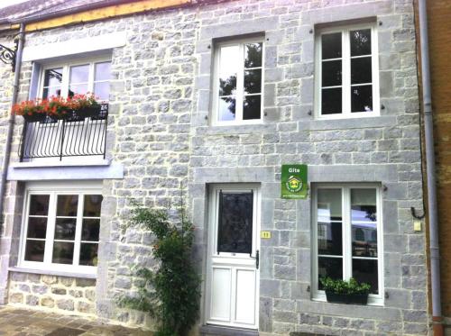 Le banc sous les tilleuls