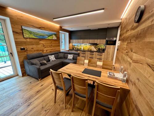 Gallery image of Apartmány BARTH Holiday - rezidence Máj in Pec pod Sněžkou