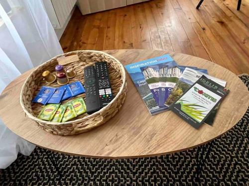 Photo de la galerie de l'établissement Les Suites Paloises - Appt 3 Les Pyrénées, à Pau