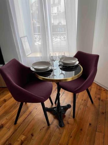 Photo de la galerie de l'établissement Les Suites Paloises - Appt 3 Les Pyrénées, à Pau