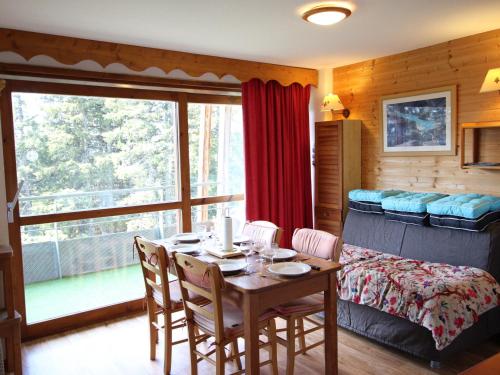 Appartement Chamrousse, 2 pièces, 6 personnes - FR-1-549-126