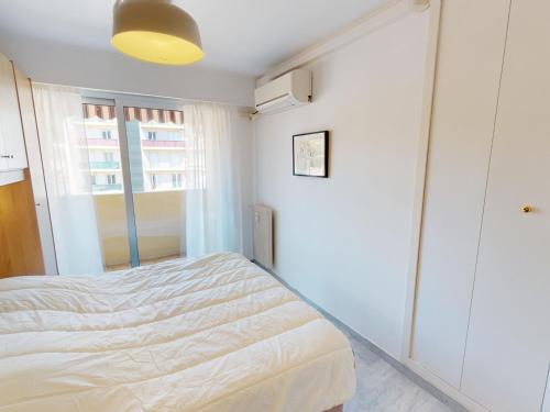 Spacieux 2P climatisé avec terrasses et garage, proche centre de Menton et plages