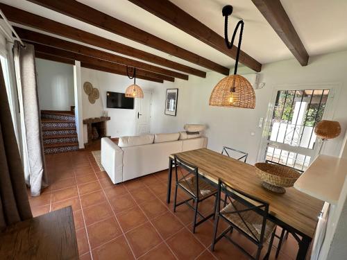 Banus Lodge