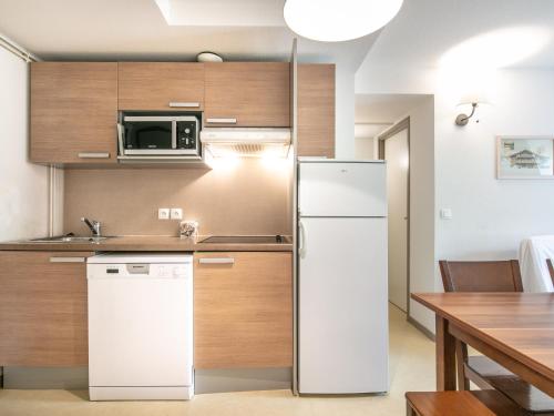 Dapur atau dapur kecil di Vacancéole - Les Gentianes