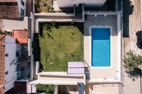 Bazén v ubytování Playa piscina lujo byRinconesmediterraneos nebo v jeho okolí