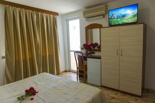 Gallery image of Family Hotel Orfei in Nesebar