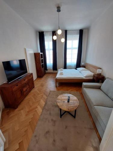 Zelezna 12 - Old Town View Apartment