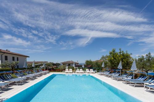 Bazén v ubytování Cà Masawalsa Hotel nebo v jeho okolí