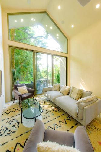 Casa del Rio, a little oasis 15 minutes from SJO.