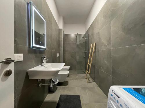 Bilik mandi di Square 21 Apartments
