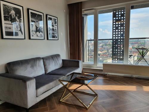 15 piętro SOKOLSKA 30 TOWERS apartments - NEW - LUX - PARKING - SAUNA - GYM- and THE BEST VIEW in KATOWICE