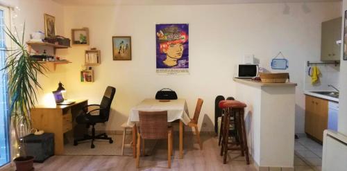 Photo de la galerie de l'établissement T2 spacieux et lumineux, à Anglet