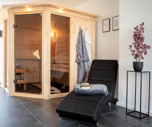 Fotografie z fotogalerie ubytování NOVO MESTO - Exklusive Wellnesswohnung am Eltenberg mit Sauna & Gym v destinaci Elten