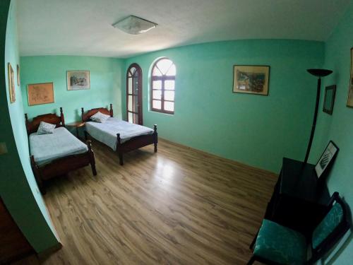 Postel nebo postele na pokoji v ubytování Stunning Kotor Bay View Villa