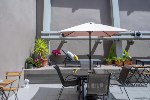 DuMont Lisbon Guesthouse